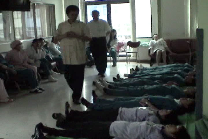 陳老師在中國醫藥學院演講催眠幫助不孕症 Image