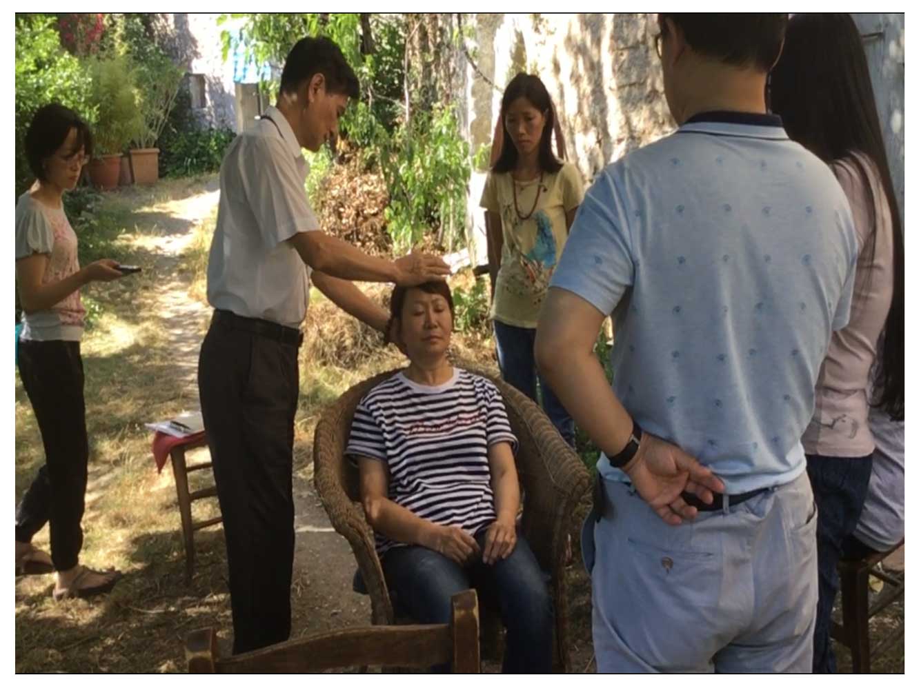 法國天氣涼爽戶外上課 Image