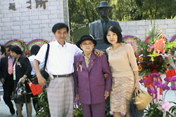 uvs060708 004